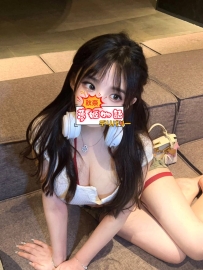 智子  #19歳 #80000円 🍒 コンビニでバイト中の現役清楚系
